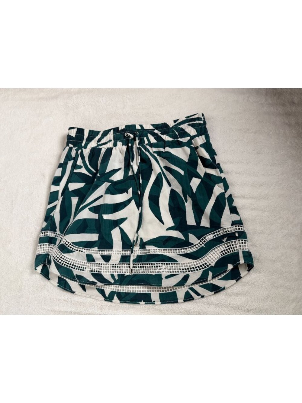 Townsen Womens Green & White Leaf Print Elastic Drawstring Waist Mini Skirt